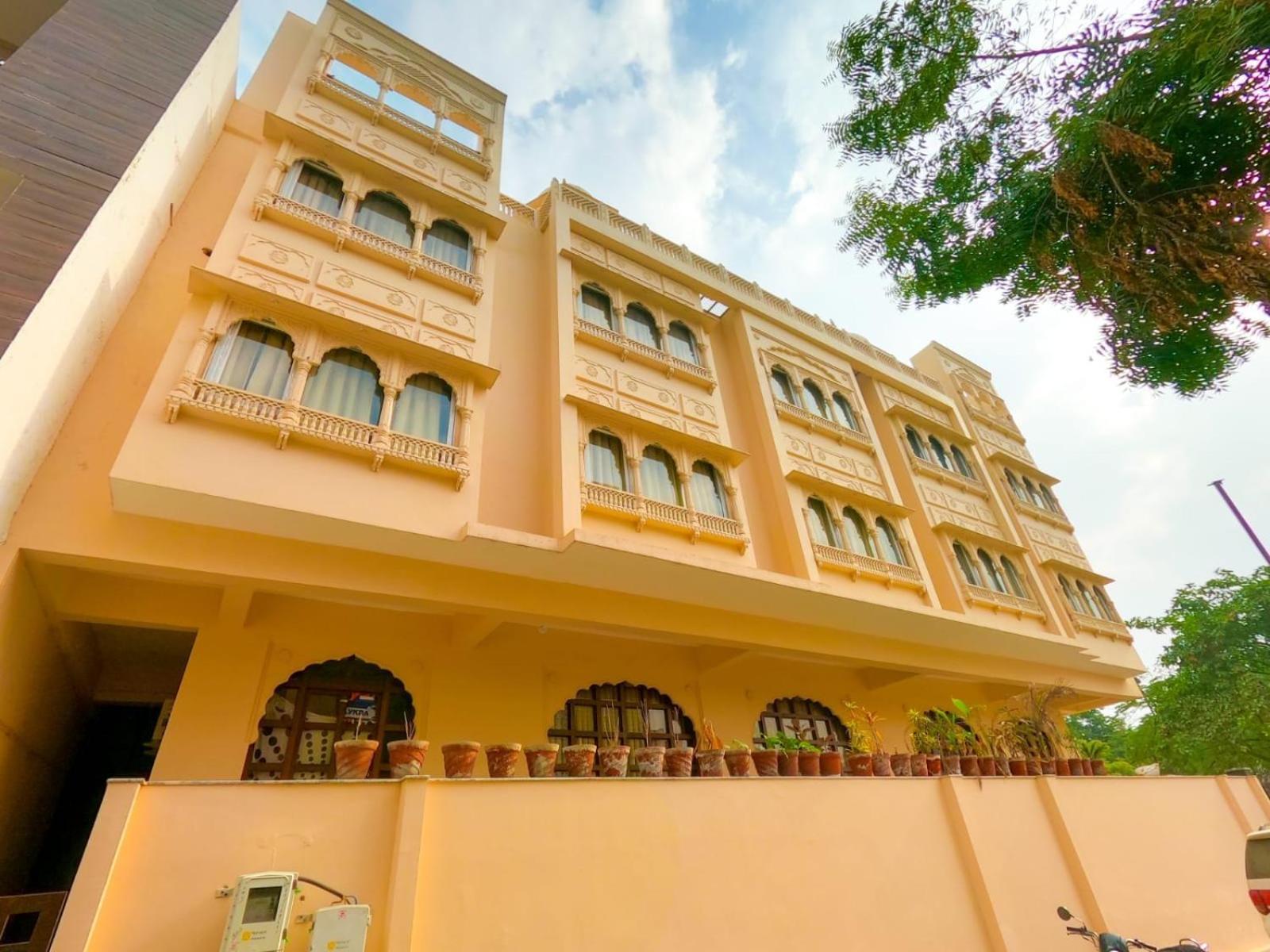מלון אגרה The Taj Vista Agra- Walking Distance To Taj Mahal מראה חיצוני תמונה