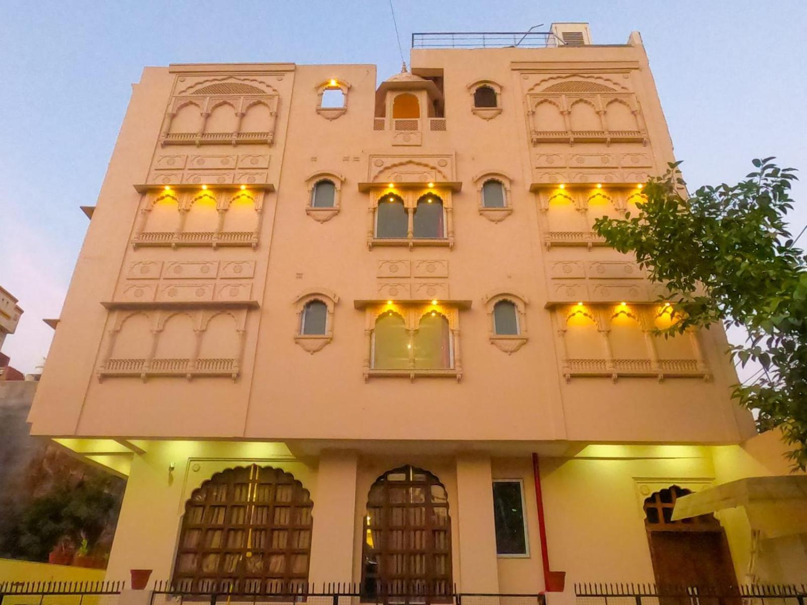 מלון אגרה The Taj Vista Agra- Walking Distance To Taj Mahal מראה חיצוני תמונה