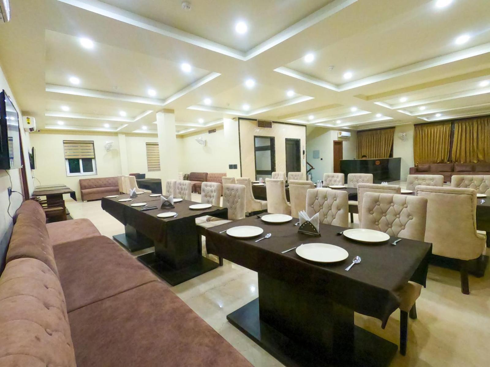 מלון אגרה The Taj Vista Agra- Walking Distance To Taj Mahal מראה חיצוני תמונה