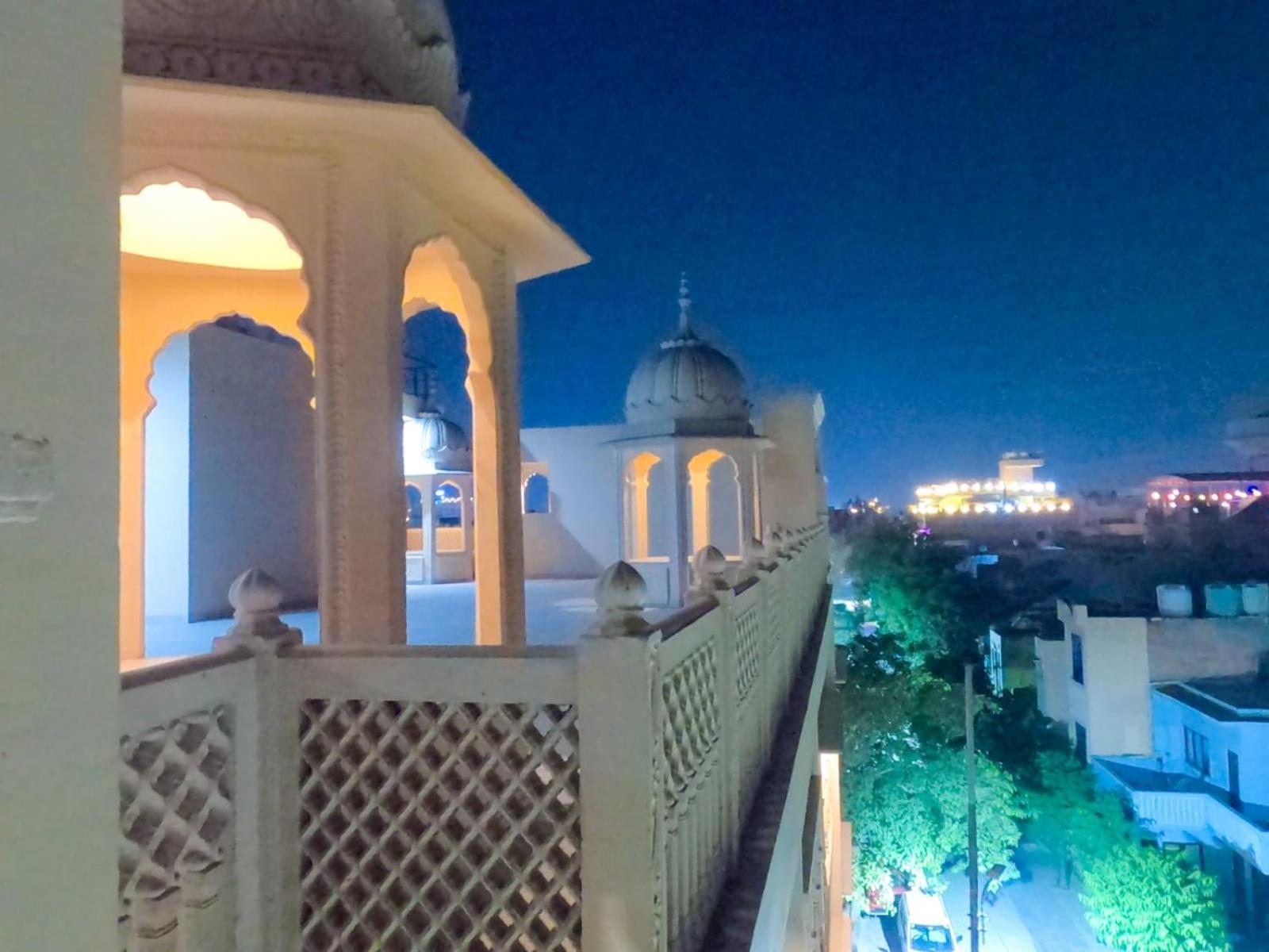 מלון אגרה The Taj Vista Agra- Walking Distance To Taj Mahal מראה חיצוני תמונה