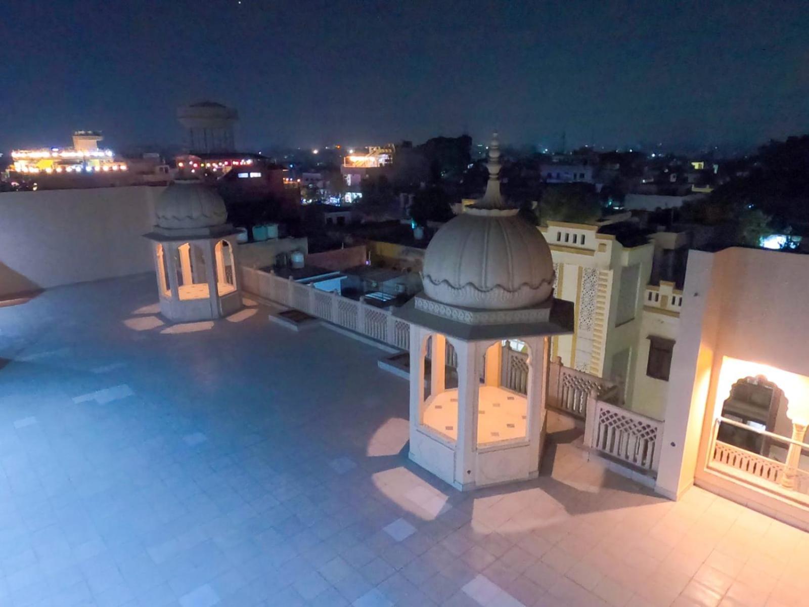 מלון אגרה The Taj Vista Agra- Walking Distance To Taj Mahal מראה חיצוני תמונה